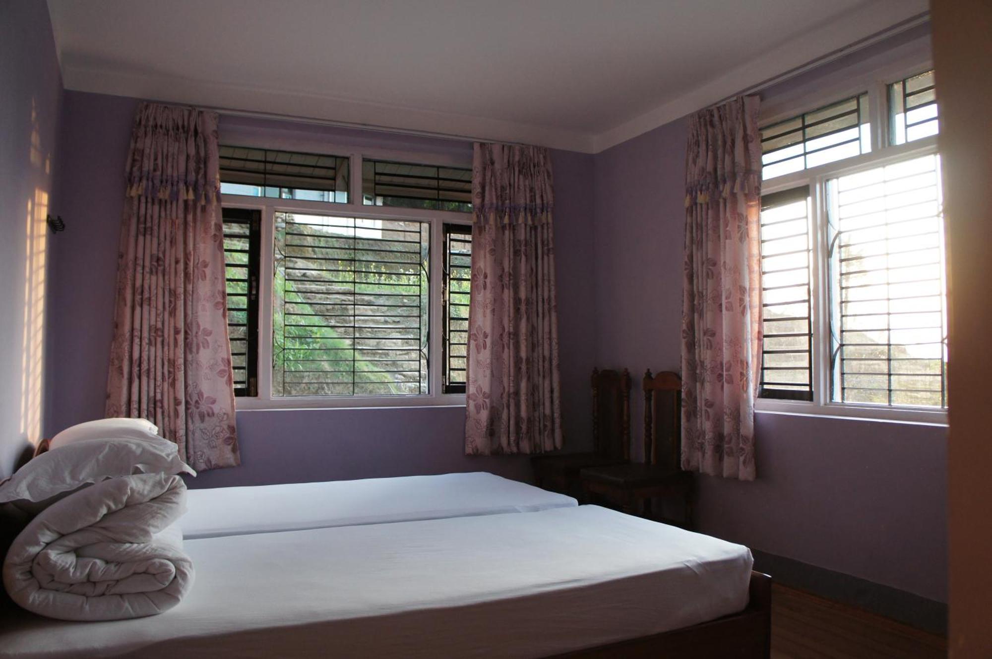 Hotel Mount Paradise Nagarkot Bilik gambar